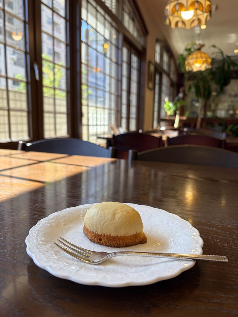 喫茶セヴィリヤのレモンケーキ